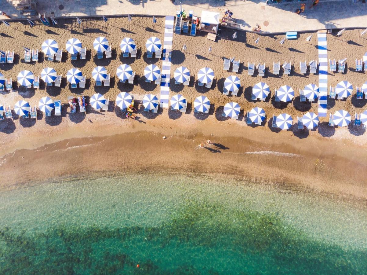 Sapphire Rooms Massa Lubrense Exterior photo