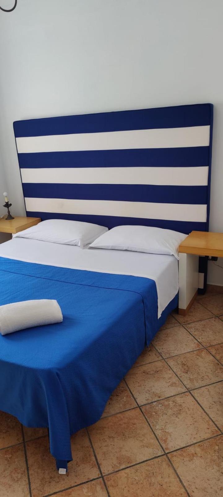 Sapphire Rooms Massa Lubrense Exterior photo